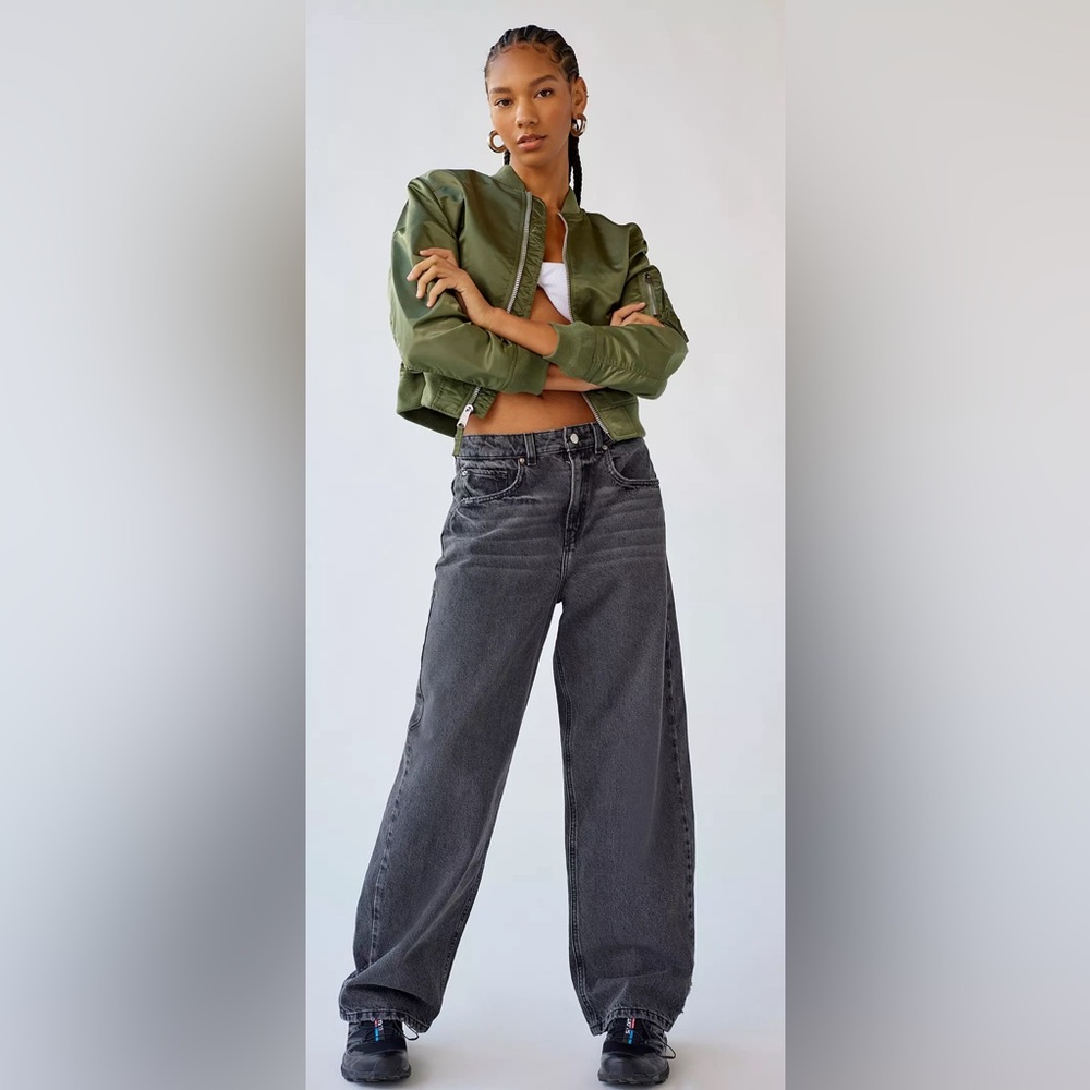 NWT BDG Urban Outfitters Bella Baggy Jean